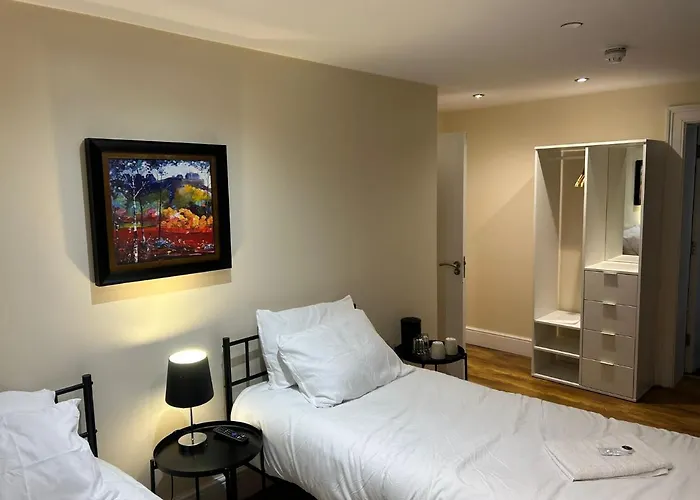 Twin Room With En-Suite